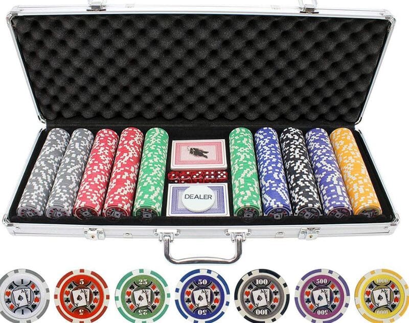 Một bộ Poker bao gồm những gì?